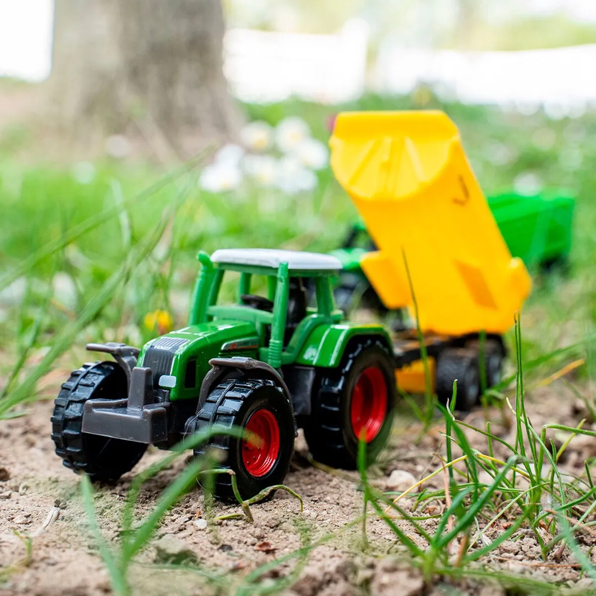 SIKU 1605 Fendt Tractor met Krampe Kipwagen - Metaal/Kunststof