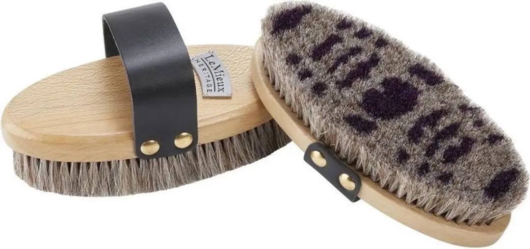 LeMieux Heritage Dapple Body Borstel Beige