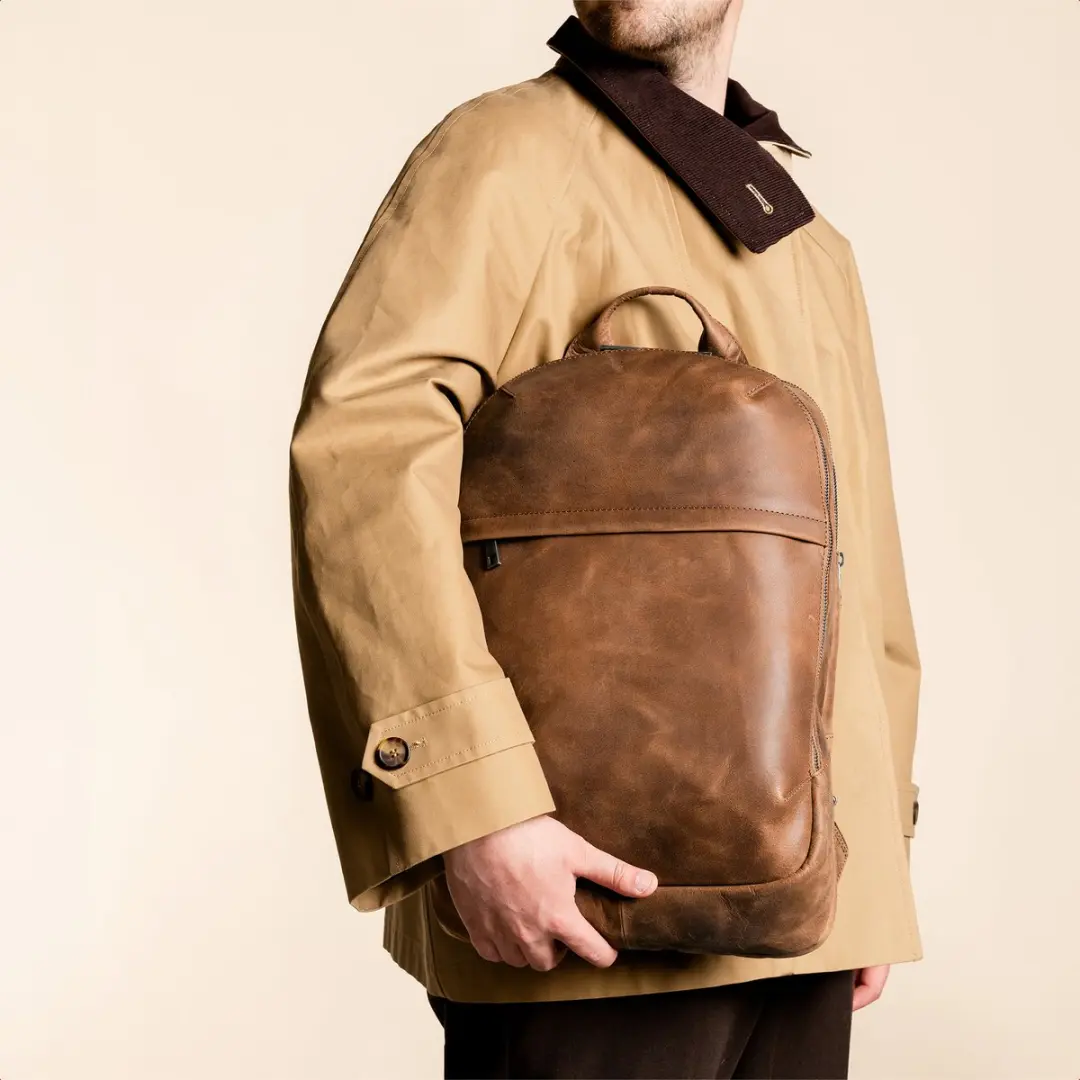 Accezz Leather Rugzak tot 16 inch - 15L - Cognac - afbeelding 2 van 6