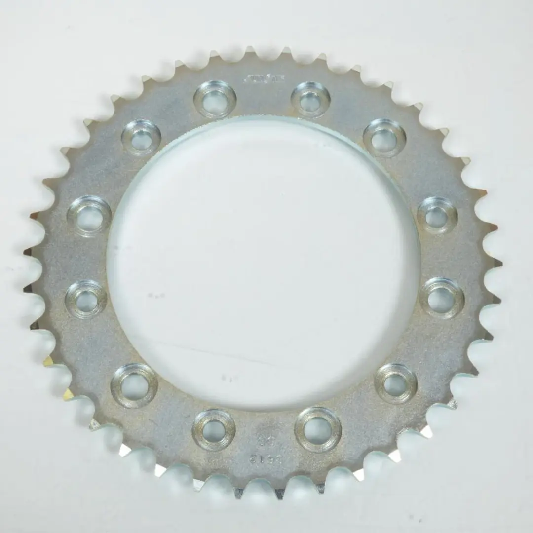 Couronne de transmission Sunstar pour Moto Gilera 600 Cobra 1991 38 dents / ARG