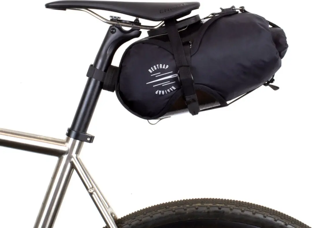 Restrap Race Zadeltas 7L - Zwart - afbeelding 6 van 6
