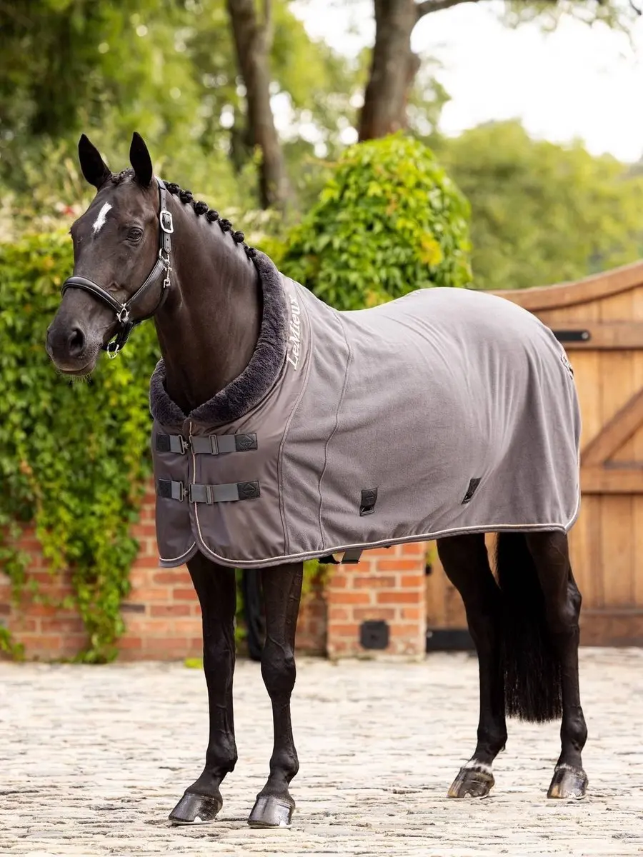 LeMieux Luxe Fleece Paardendeken Graphite 195