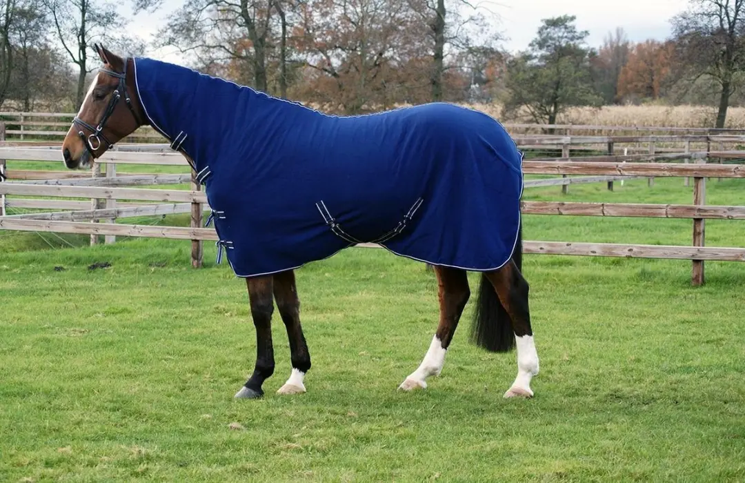 QHP Fleece Halsdeken New Basic 145cm - Blauw