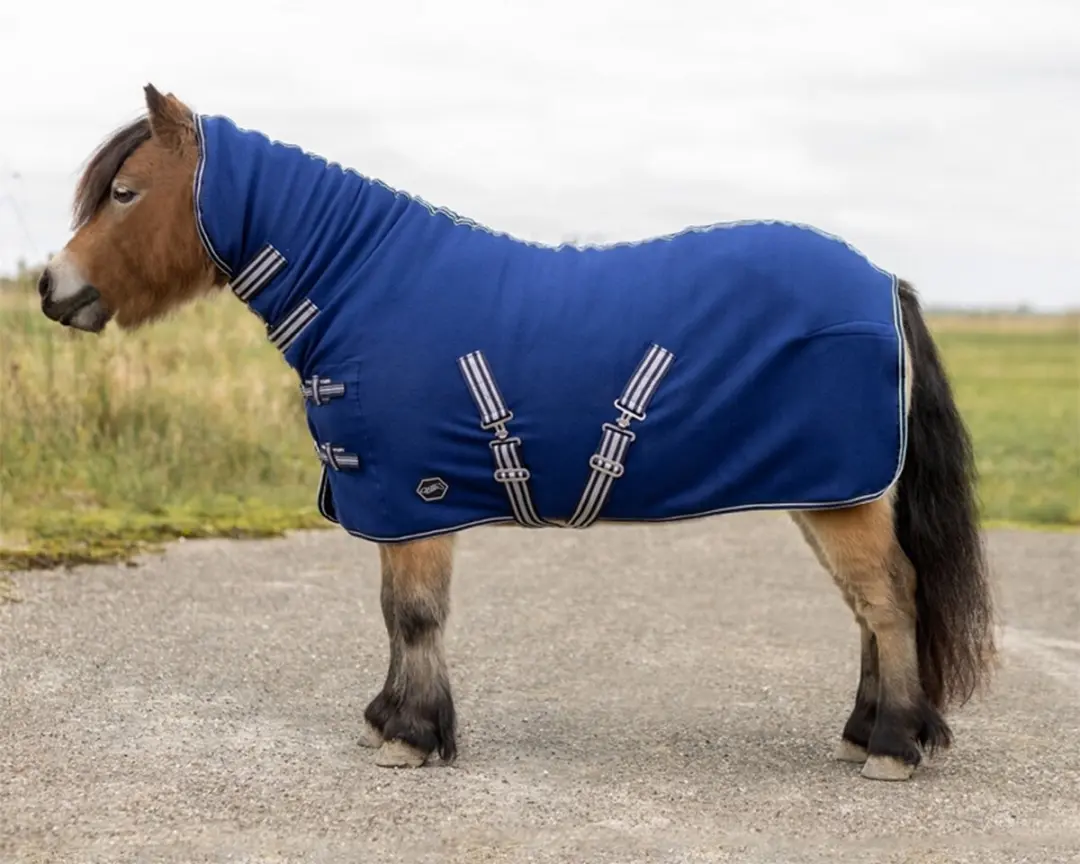 QHP SHETLAND FLEECEDEKEN MET HALS Donkerblauw