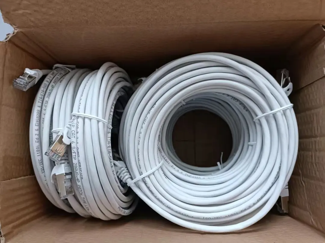 Equip CAT6 S/FTP Patchkabel 10m Wit - 9 Stuks - afbeelding 2 van 4