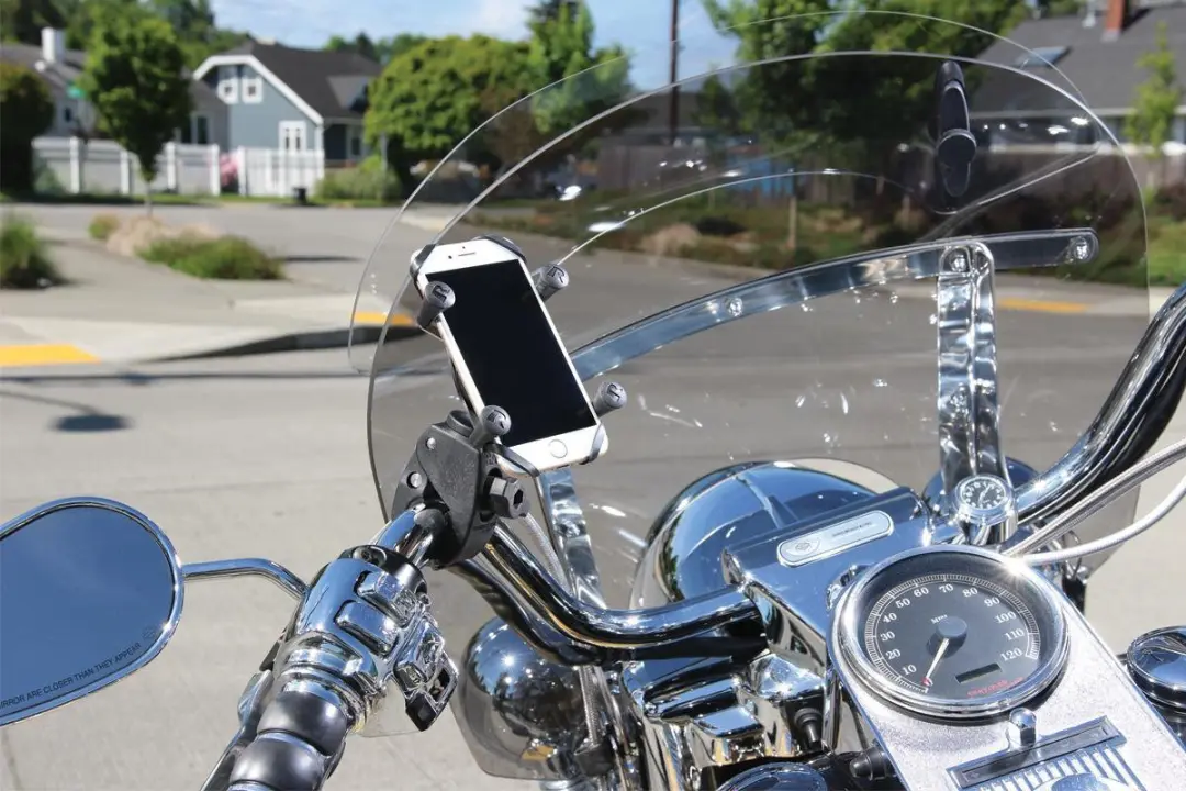 RAM Mounts X-Grip Tough-Claw Telefoonhouder - 360° Draaibaar - Zwart - afbeelding 6 van 6