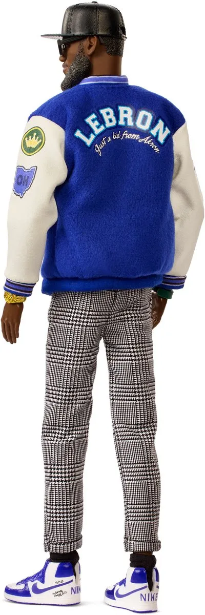 Barbie LeBron James Kenbassadors Pop - Meerkleurig