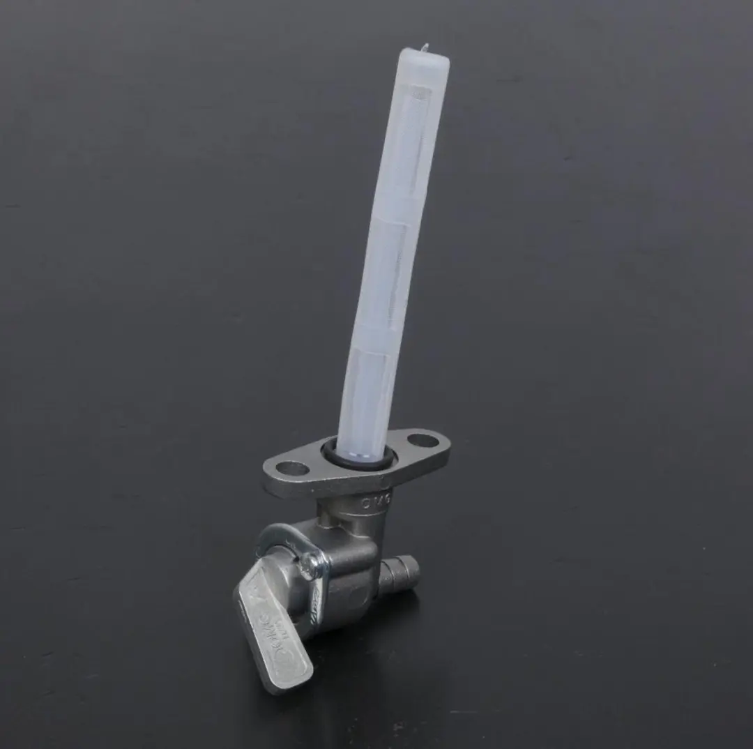 Robinet réservoir essence Buzzetti 3 positions sortie arrière 8mm pour moto Ne