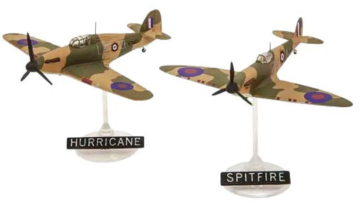 Revell 03771 Spitfire Mk.1a & Hurricane Mk.1 Modelbouwpakket 1:144 - Multi