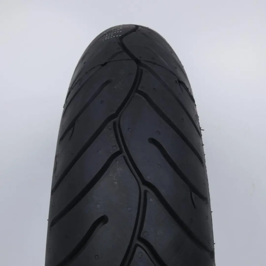 Pneu 120-70-17 Metzeler pour Moto Yamaha 700 MT-07 Neuf