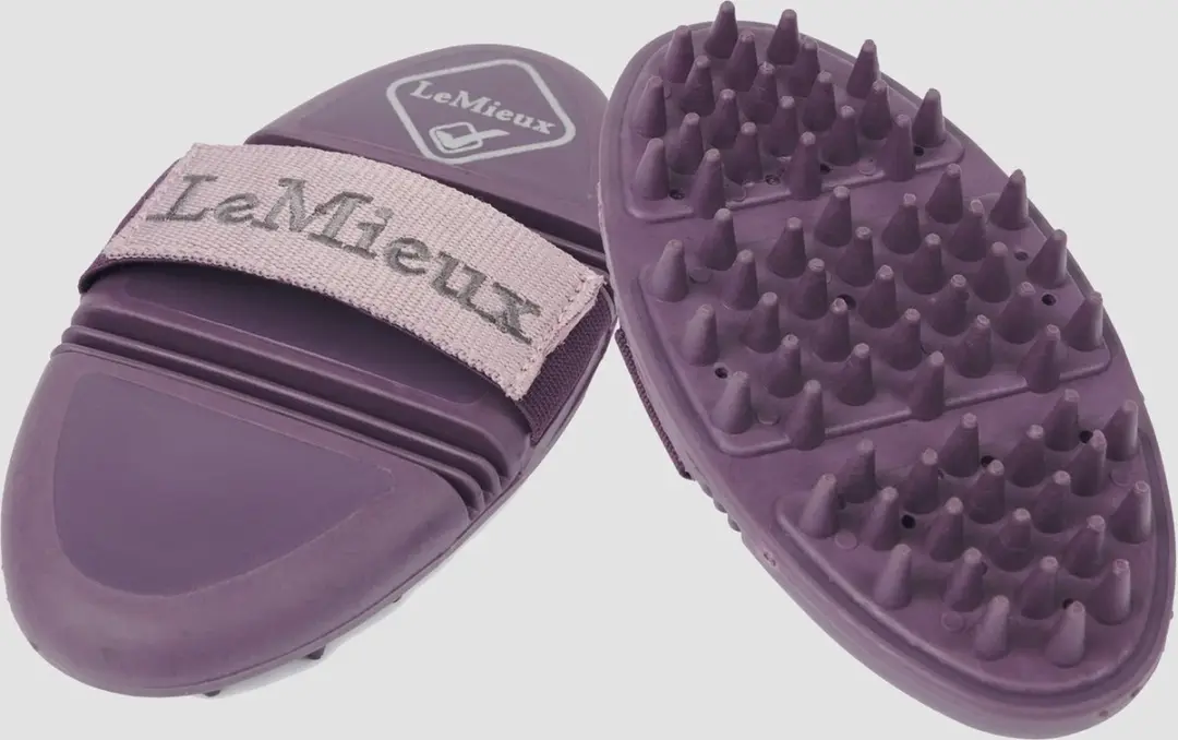 LeMieux Flexi Massageborstel Bluebell