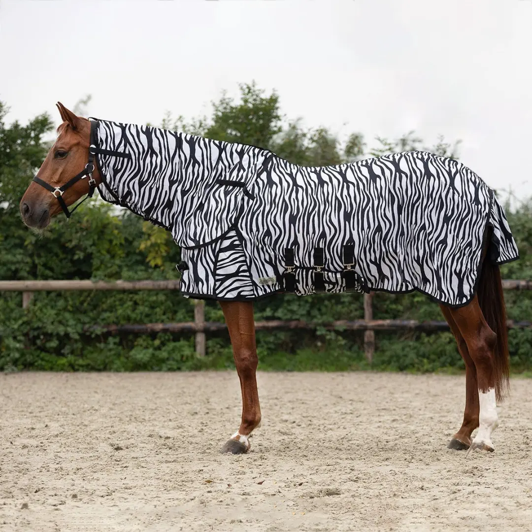 QHP Vliegendeken Zebra 125cm - 4-seizoenen