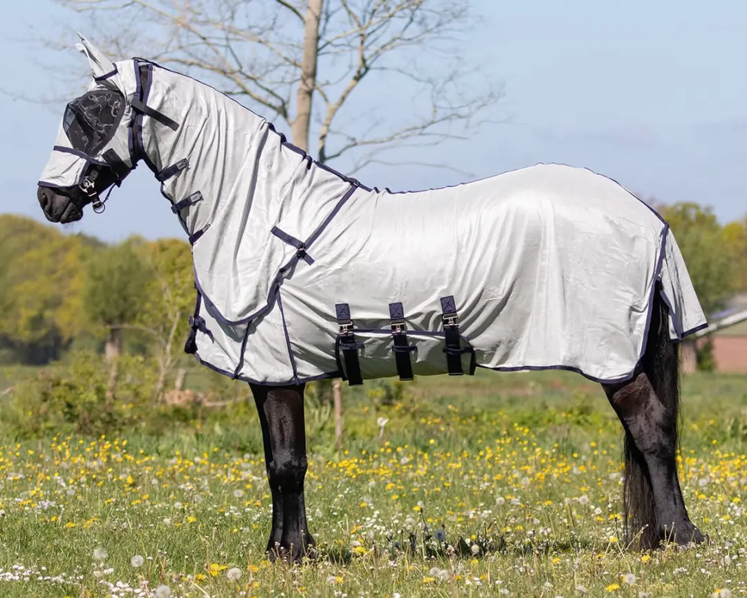 QHP Vliegendeken Met Hals Barok 145/195cm - Grijs