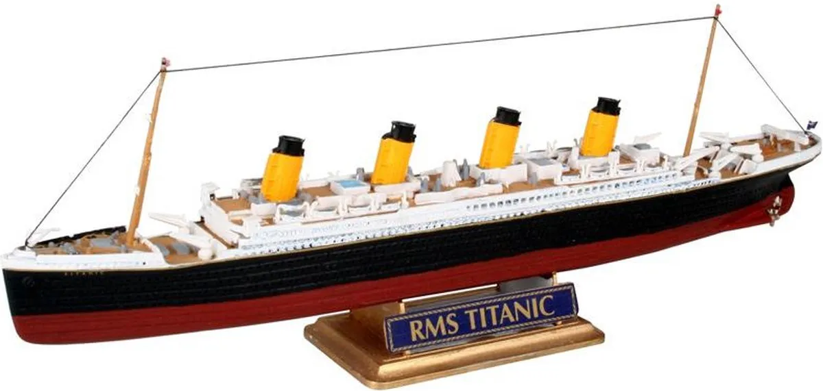 Revell R.M.S. Titanic Modelbouwpakket 1:1200 - 40 Onderdelen