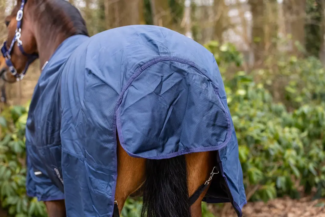 Horsegear HGE Extreme 200g Deken - 135/185cm - Donkerblauw