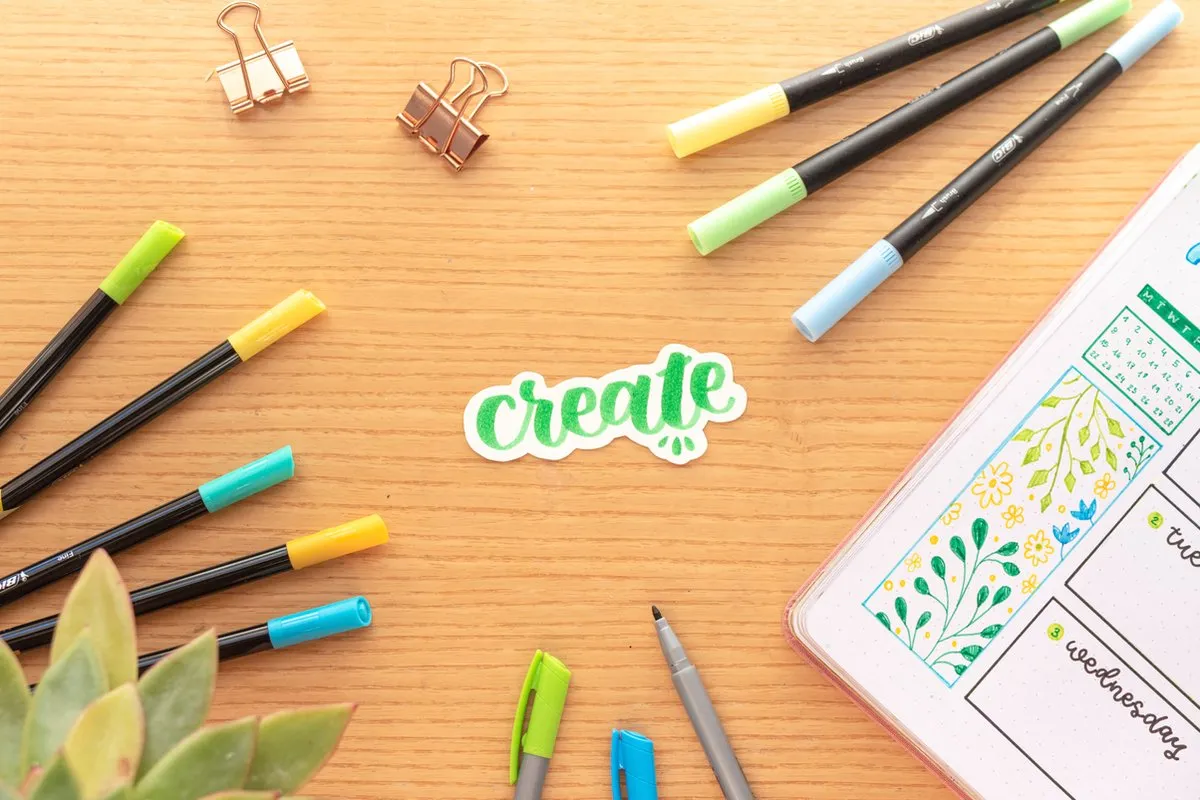 BIC Intensity Dual Tip - Viltstiften - Stiften voor Volwassenen - Pastel Kleurstiften met Flexibele Penseelpunt - 12 Stuks