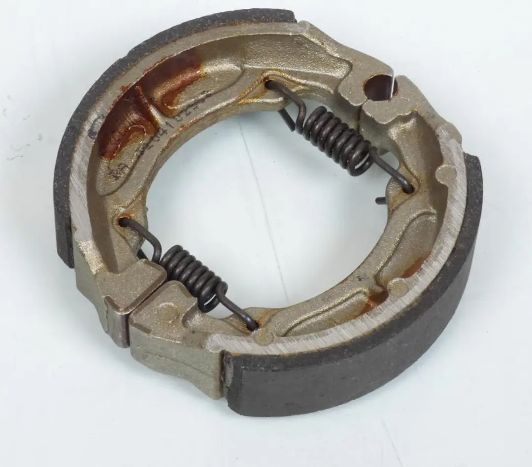 Mâchoire de frein Tecnium pour Moto Suzuki 50 JR 1989 à 2006 AV/AR / BA020 / 9