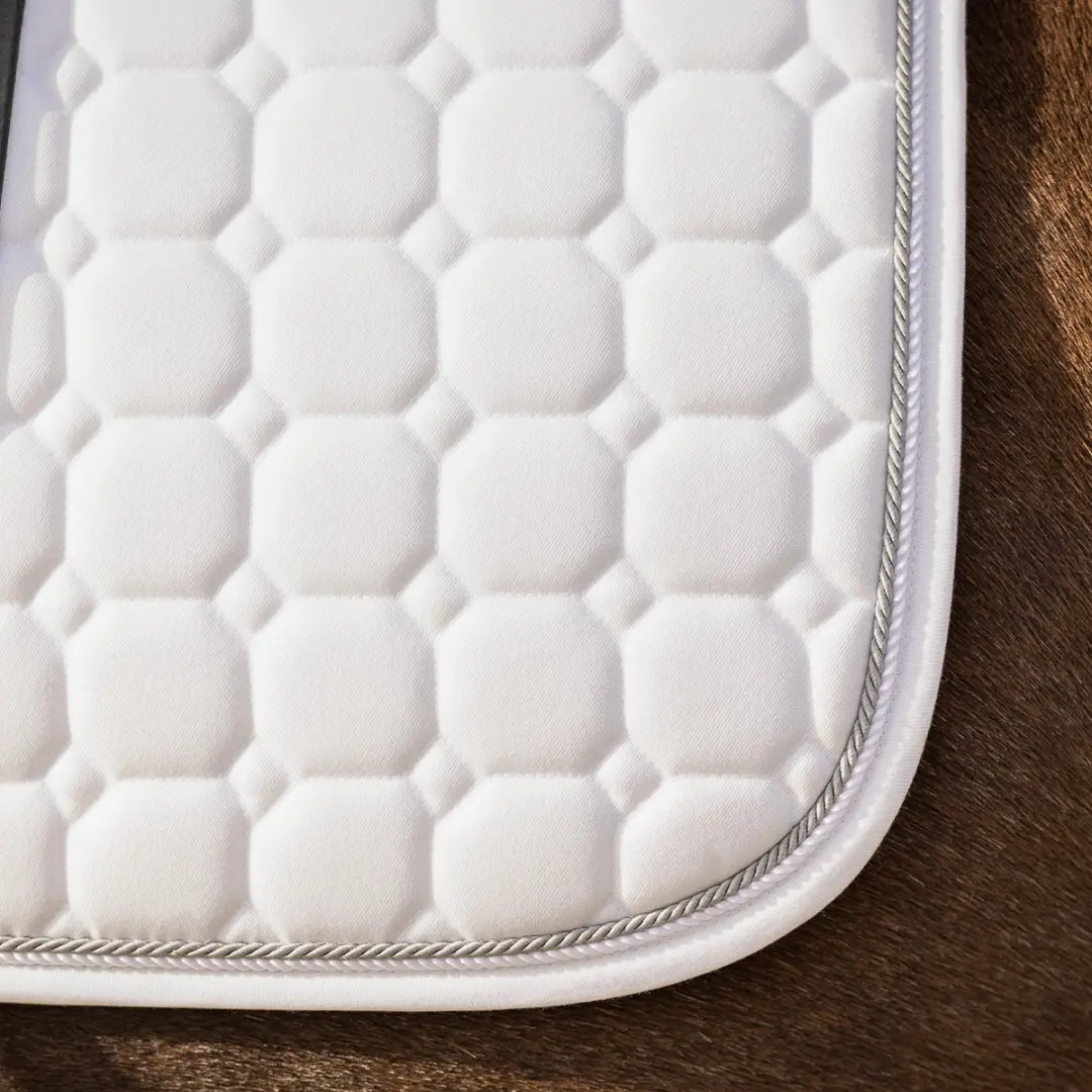 QHP Firenze Dressuur Zadeldek Pony - Wit - afbeelding 3 van 6