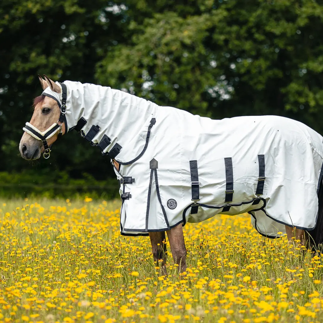 Horsegear Eczeemdeken Sweet Itch Full Neck Wit