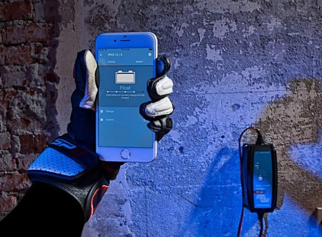 Victron Blue Smart 7A Acculader 12V - Loodzuur