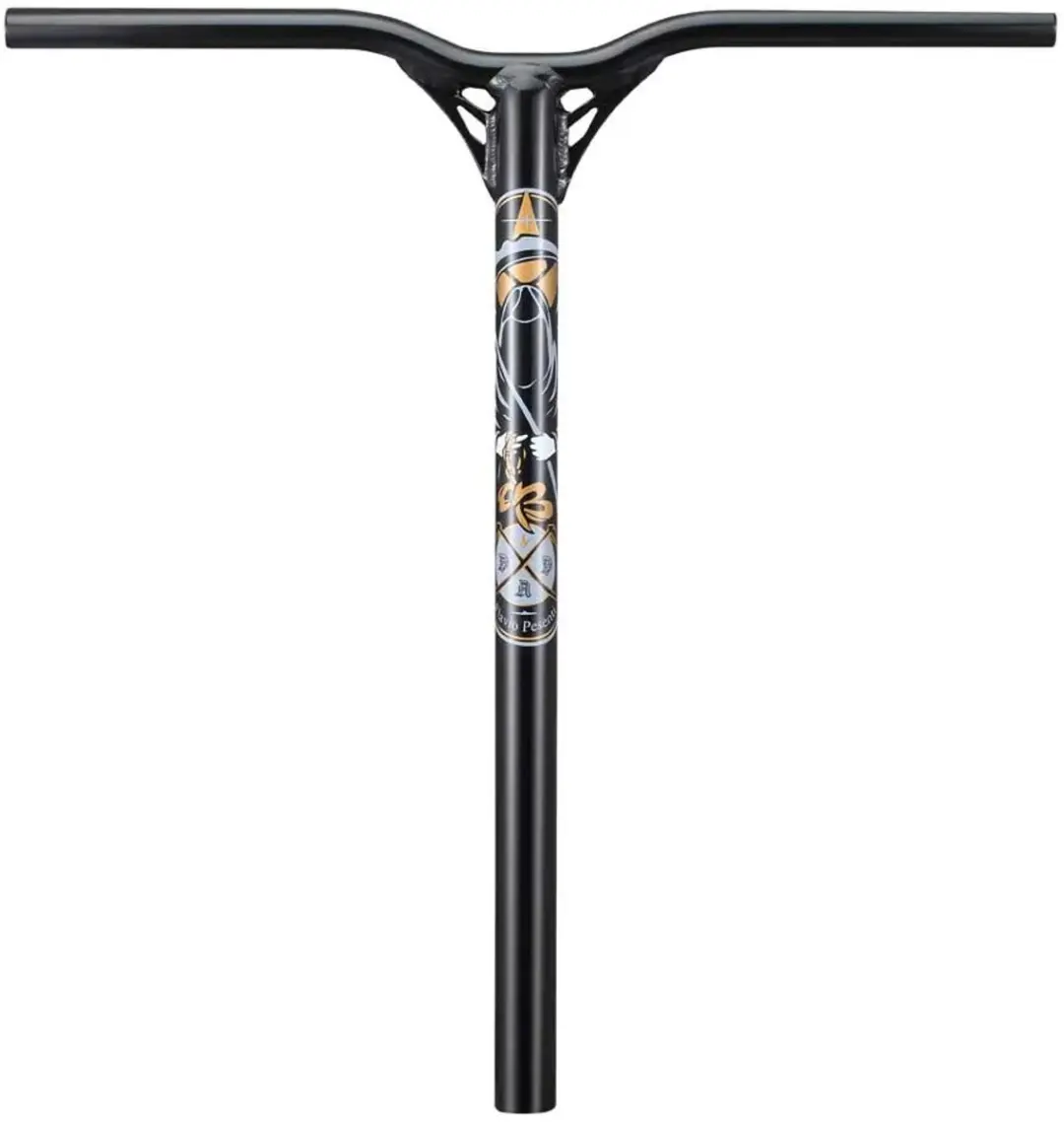 Blunt Reaper V2 600 Mm Stuur Van Een Step Zilver