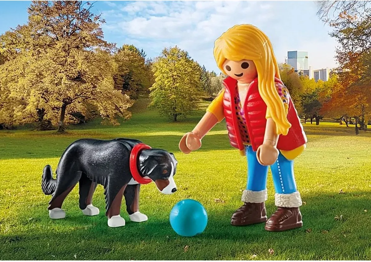 Playmobil My Life Vrouw met Berghond 71738 - MP3-speler - Multicolor