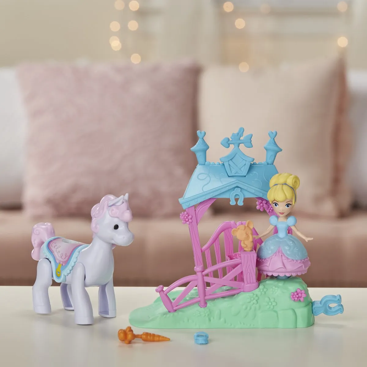 Disney Magische Pop Cinderella en Pony - Blauw