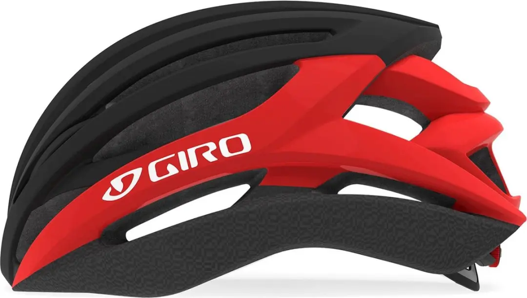 Giro Sporthelm