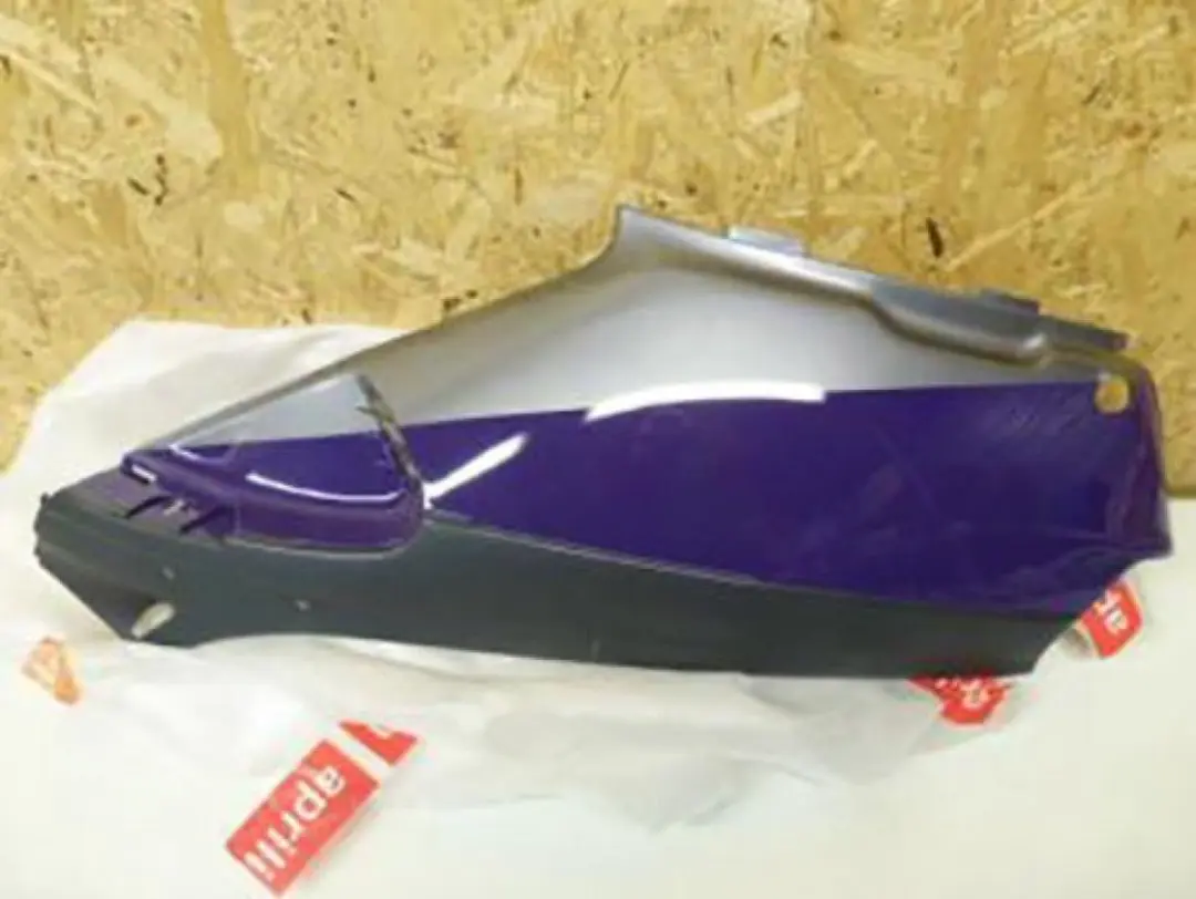 achterklep links voor scooter aprilia 50 amico lx sport cat 1992