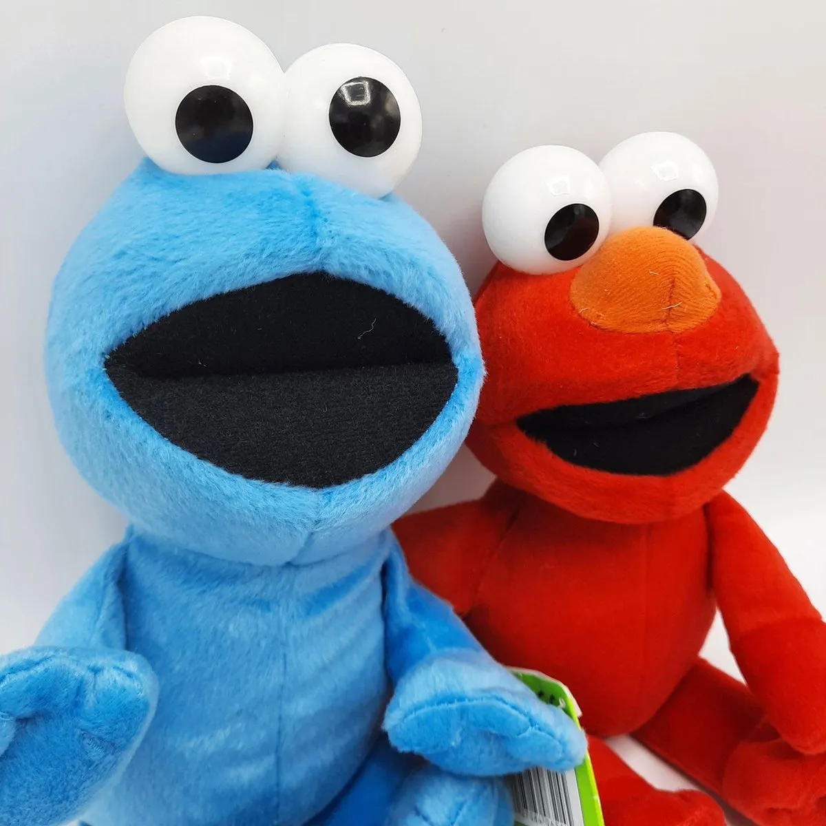 Fisher Price Sesamstraat Knuffelvoordeelset Elmo & Koekiemonster - 28/30 cm