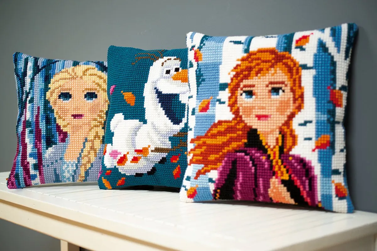 Disney Frozen 2 Olaf Kruissteekkussenpakket - ecru