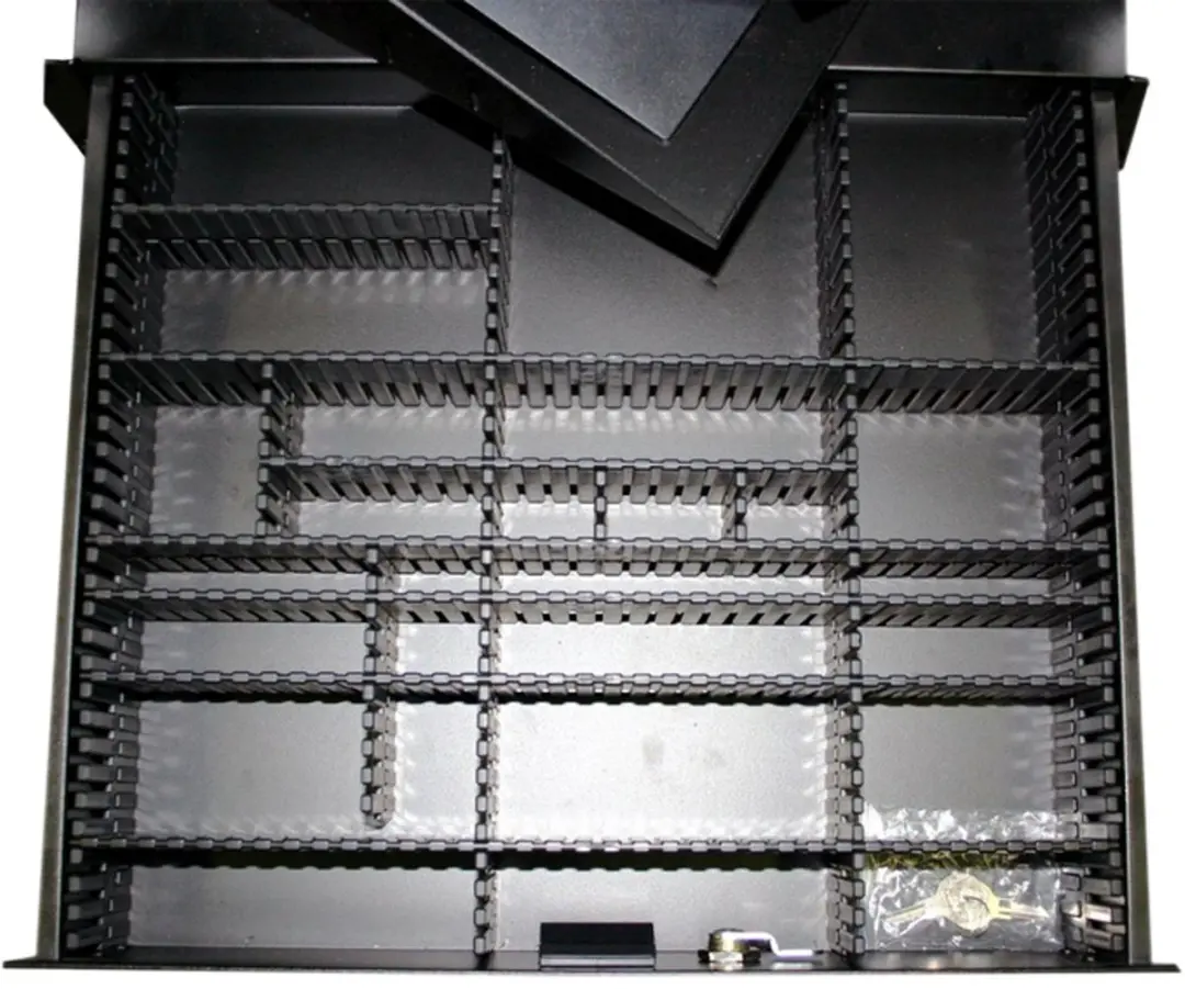 Adam Hall Verdeler diep voor 19" rack schuif