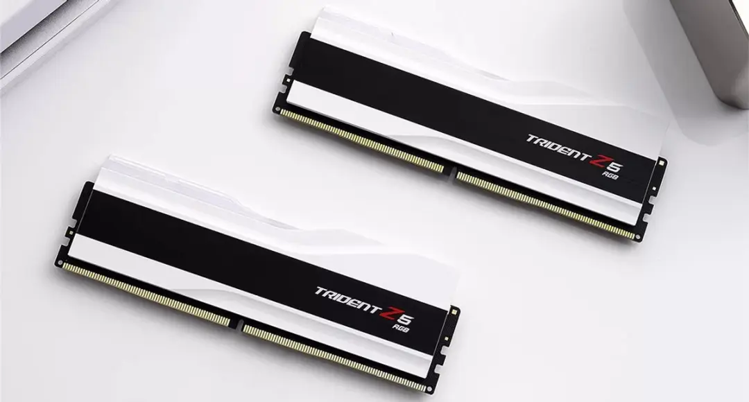 G.Skill Trident Z5 RGB F5-6000J2836G16GX2-TZ5RW DDR5 32GB - 2x16GB - Wit