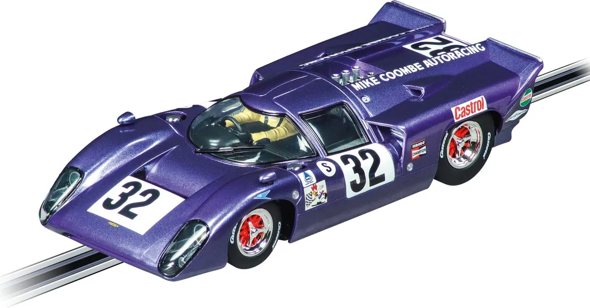 Carrera Digital 124 Lola T70 MKIIIb No.32