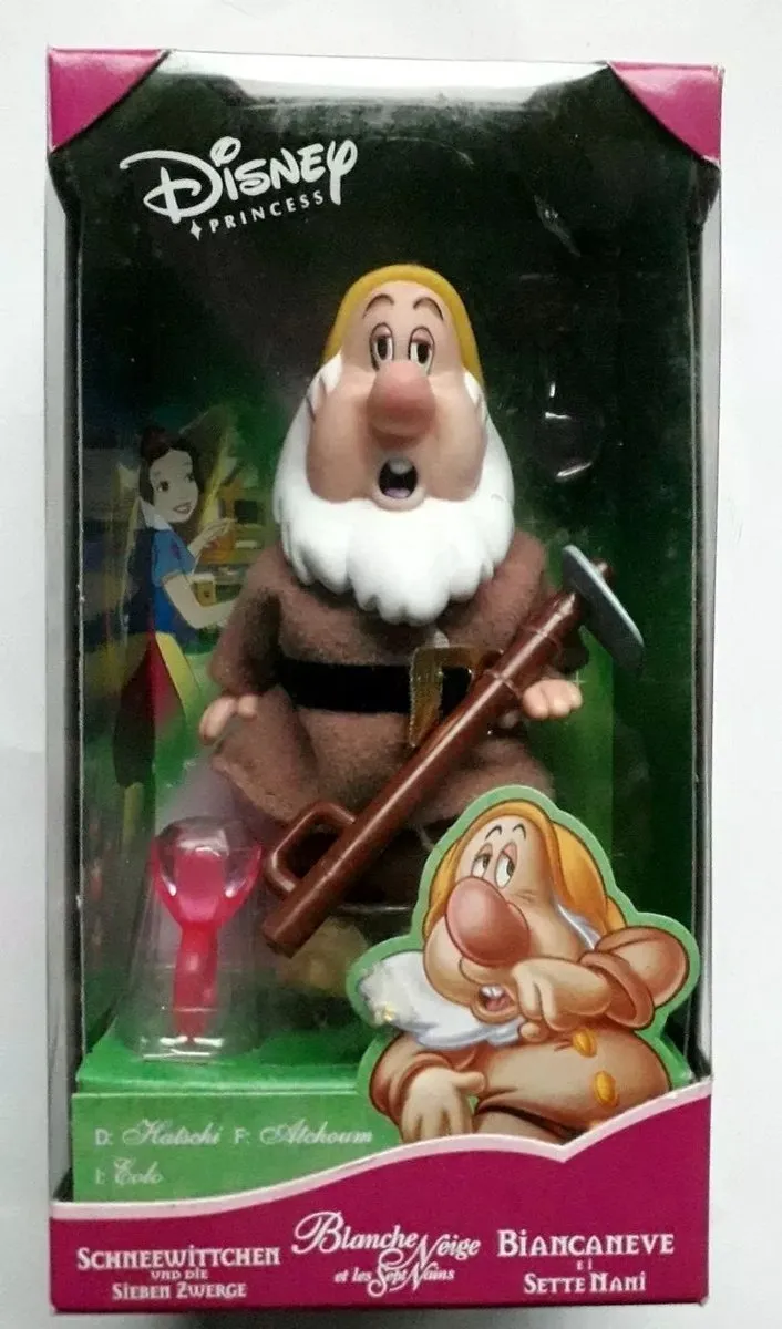 Disney Sneeuwwitje en de 7 Dwergen Dwerg Niezel