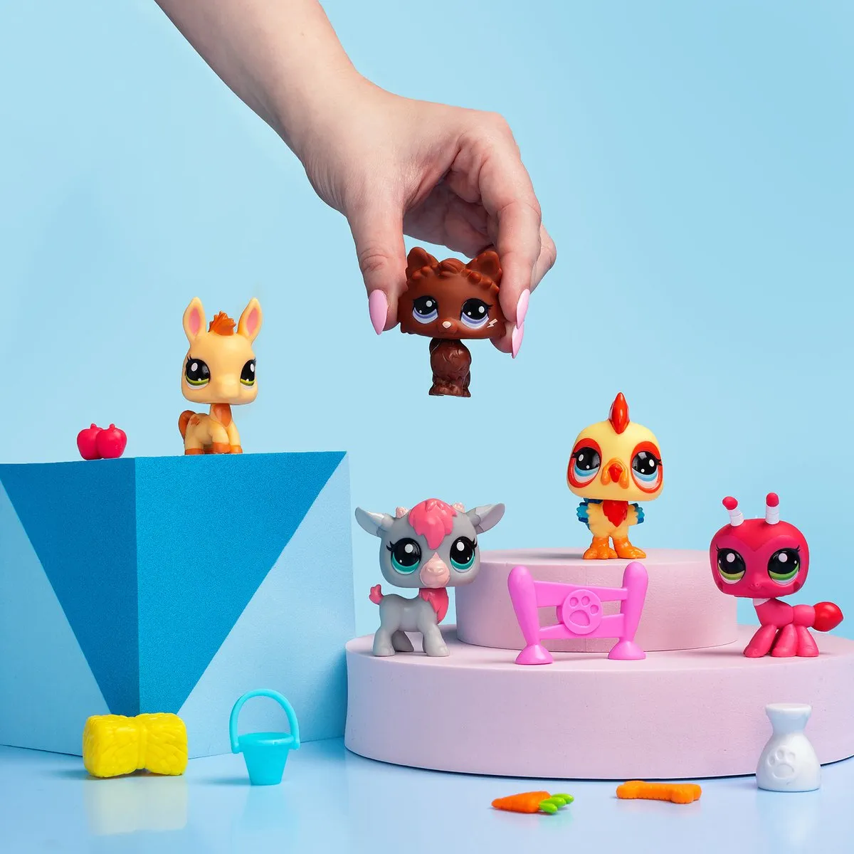 Bandai Littlest Pet Shop Boerderij Verzamelset - 5 Figuren - Multicolor