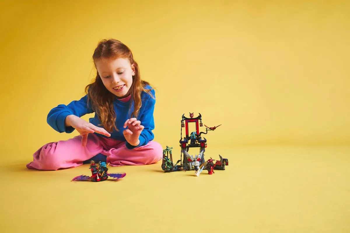 LEGO Ninjago Draconisch Dorp Gevechtsarena 71841 - 305 Stukken