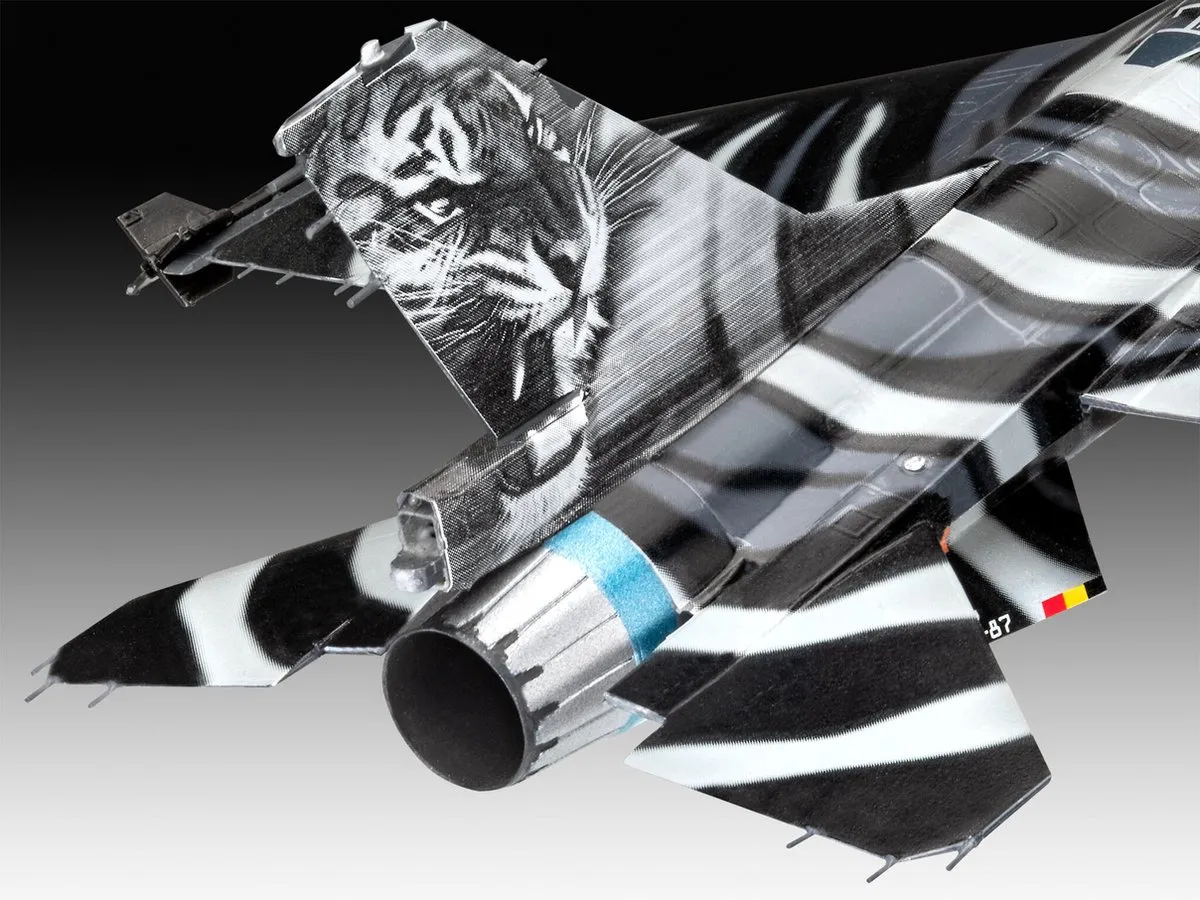 Revell 05671 NATO Tiger Meet Militaire Voertuigen Modelbouwpakket 1:72 - 231 Onderdelen - Multicolor