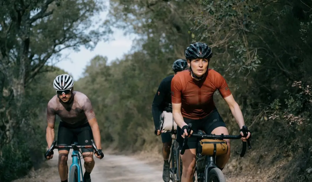 AGU Venture Dames Gravel Fietsshirt - Rood M