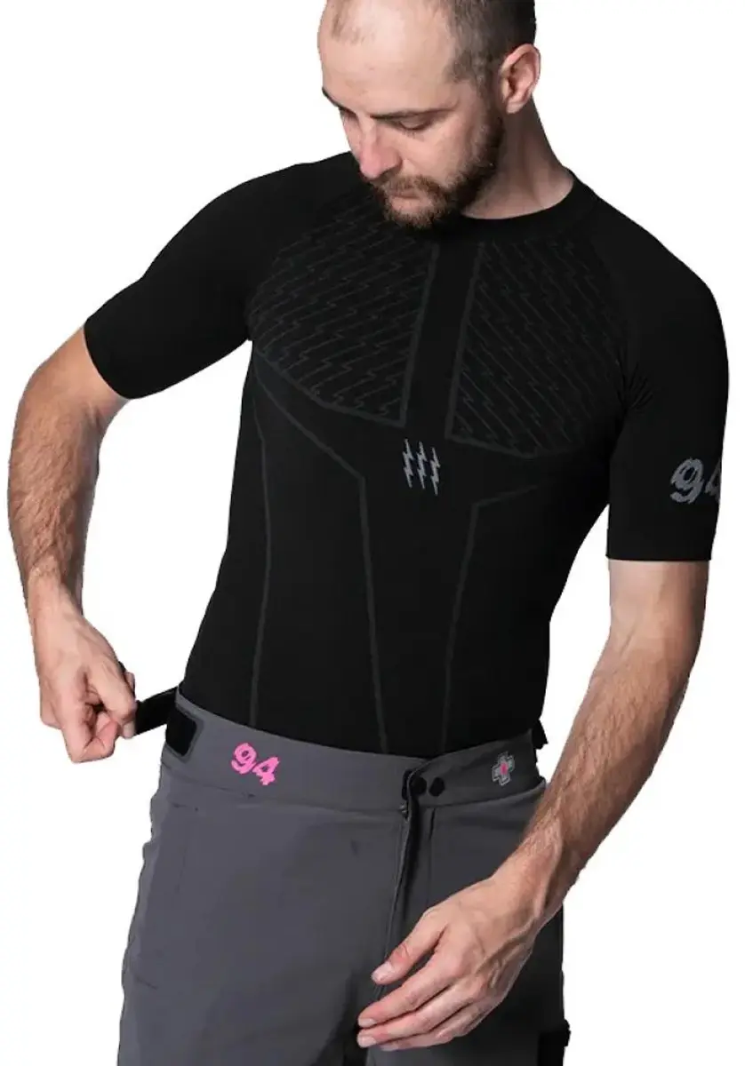 Muc-Off Riders Korte Mouwen Basislaag - Zwart XS/S - afbeelding 2 van 2