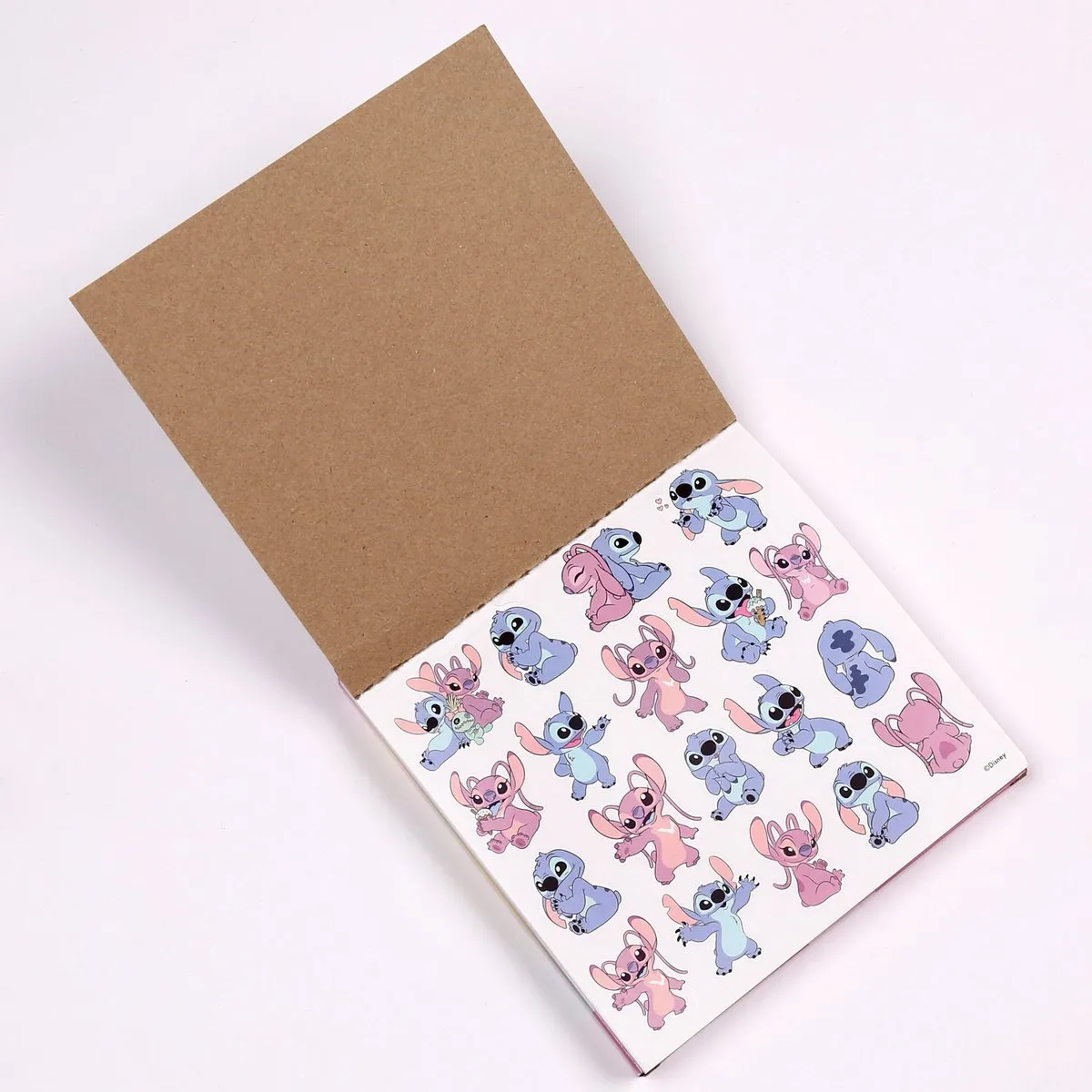 Disney Stitch Draagbare Kleurset - 40 Stuks - afbeelding 2 van 6