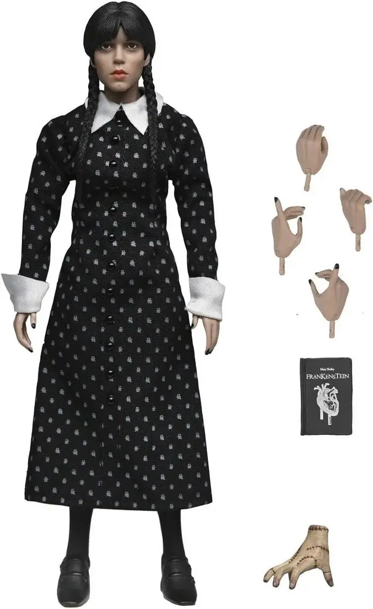 Neca Wednesday Actiefiguur Classic Dress 20cm - NECA42400-08 - Multicolor