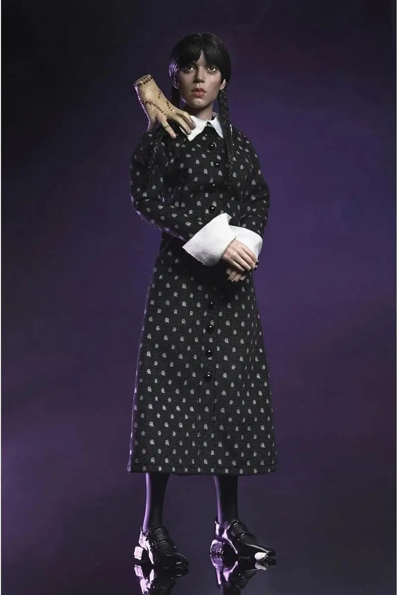 Neca Wednesday Actiefiguur Classic Dress 20cm