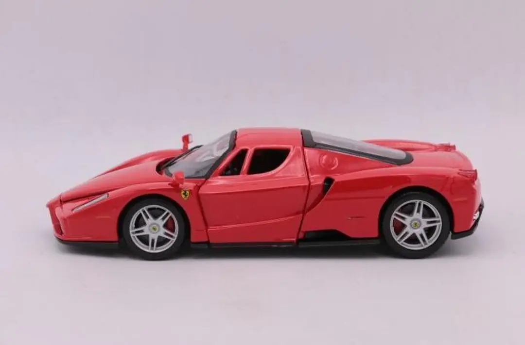 Bburago Ferrari Enzo - Rood - afbeelding 4 van 6