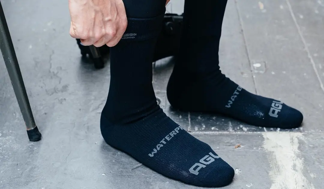 AGU Essential Waterproof Fietssokken - Zwart - S