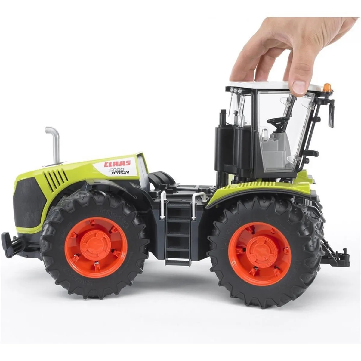 Bruder Claas Xerion 5000 3015 - Groene model