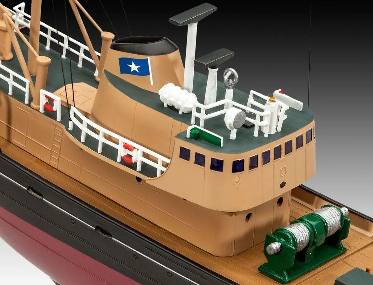 Revell 05204 North Sea Fishing Trawler Modelbouwpakket - 1:142 - Multi