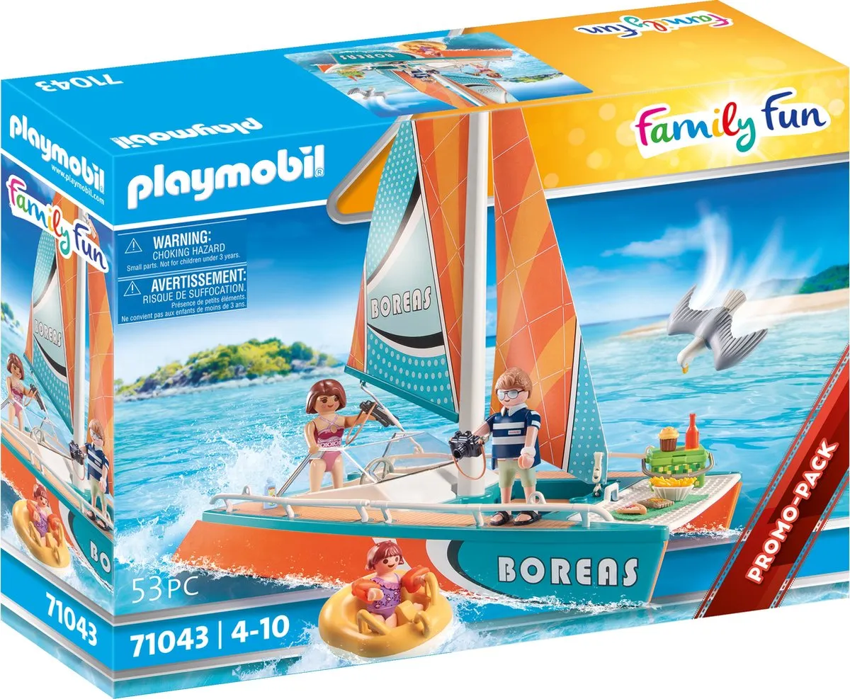 Playmobil Family Fun Catamaran 71043
