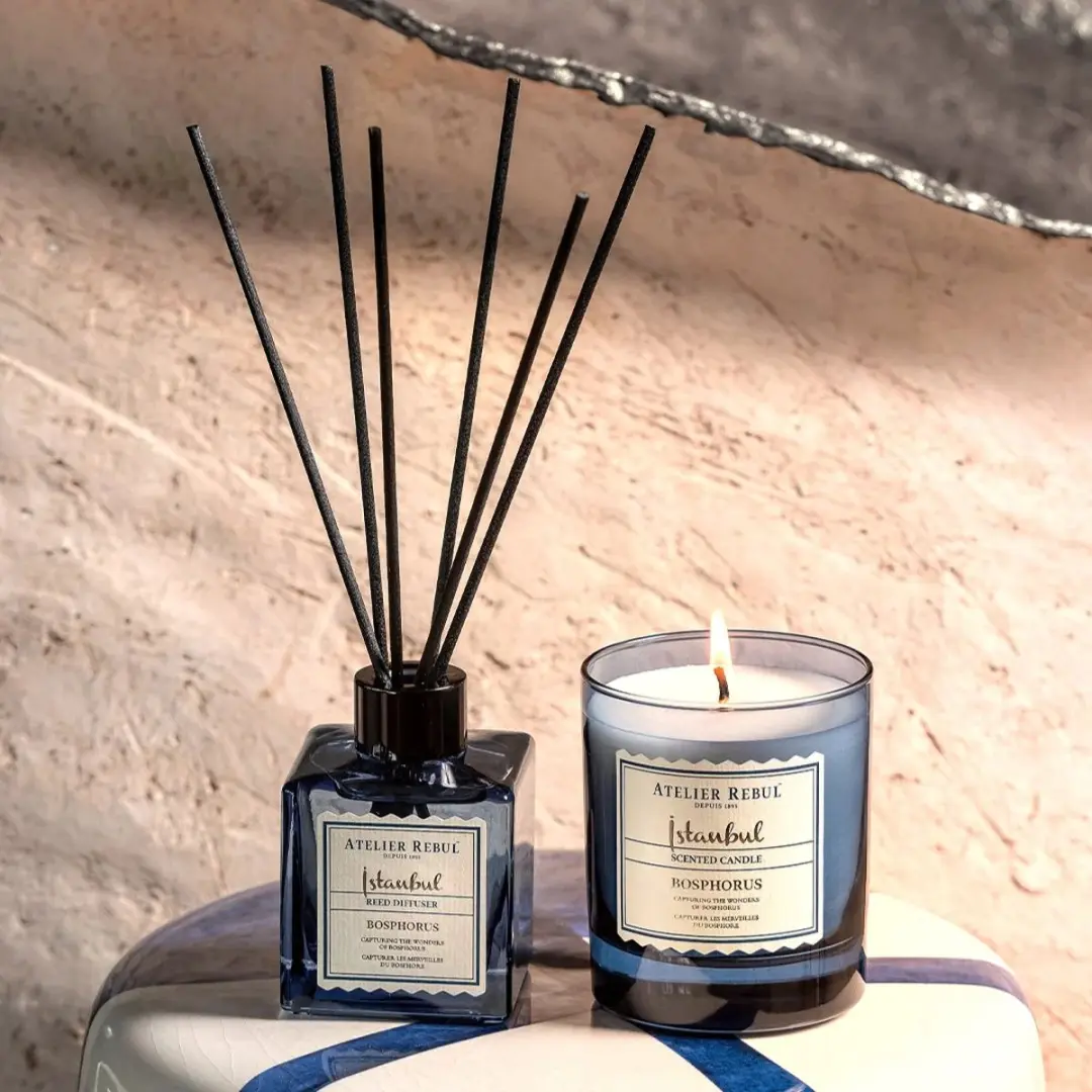 Atelier Rebul Istanbul Bosphorus Geurkaars 210g - Blauw - 45 Branduren