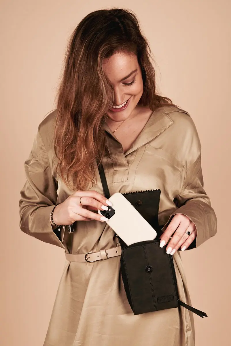 Zebra Trends Noé Telefoontasje - 0.8L - Middengrijs